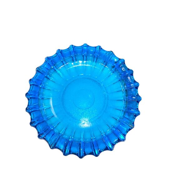 Unmarked VTG MCM Cobalt Blue Art Glass Heavy Scalloped Round Ashtray 10"D READ - Picture 2 of 8
